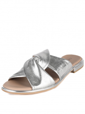 fd8fd410-cd04-11e9-81a5-7085c28d439b